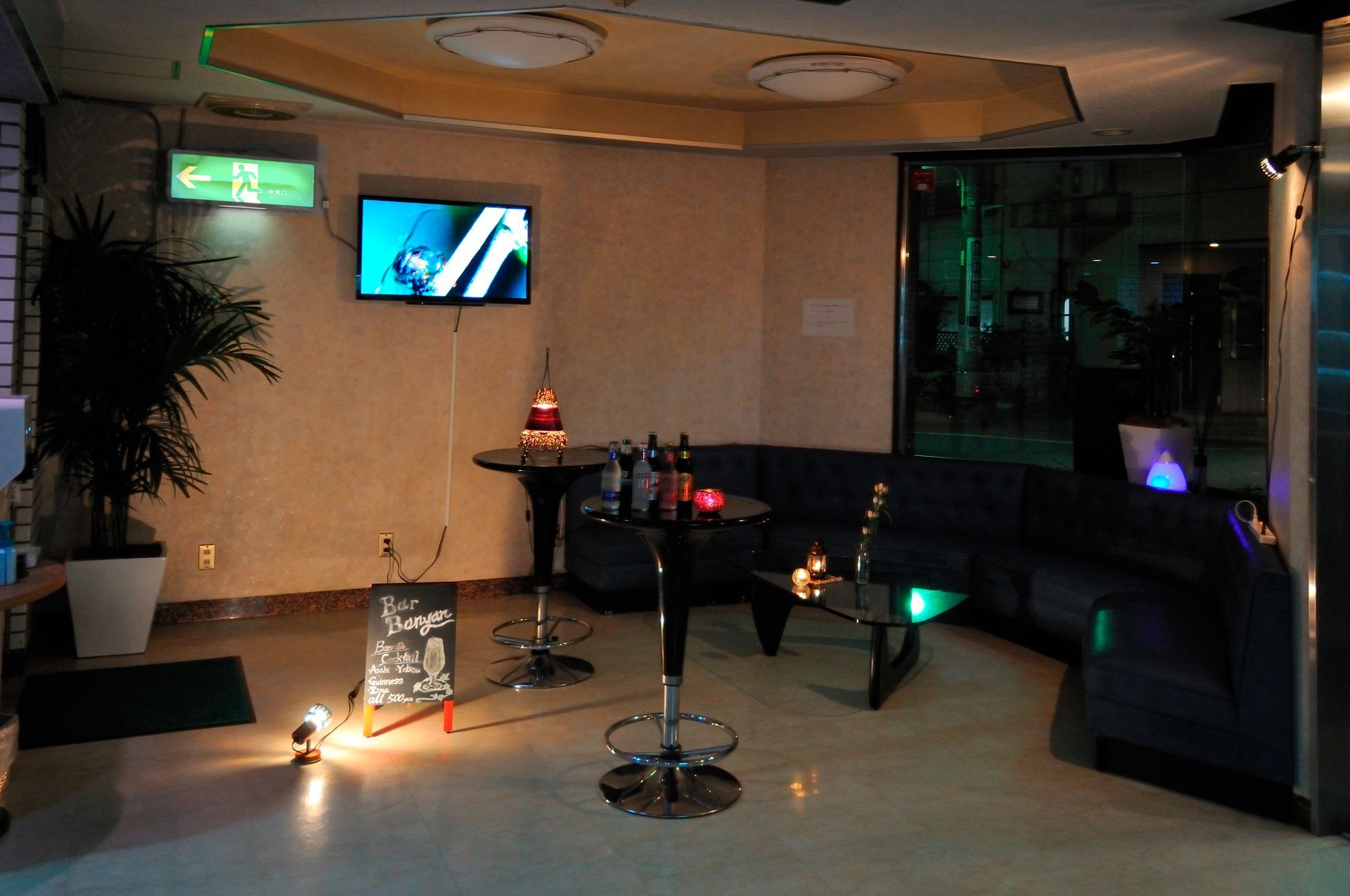 Tokyo Banyan Hotel Екстер'єр фото